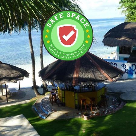 Reddoorz Premium @ Flower Beach Anda Анда Экстерьер фото